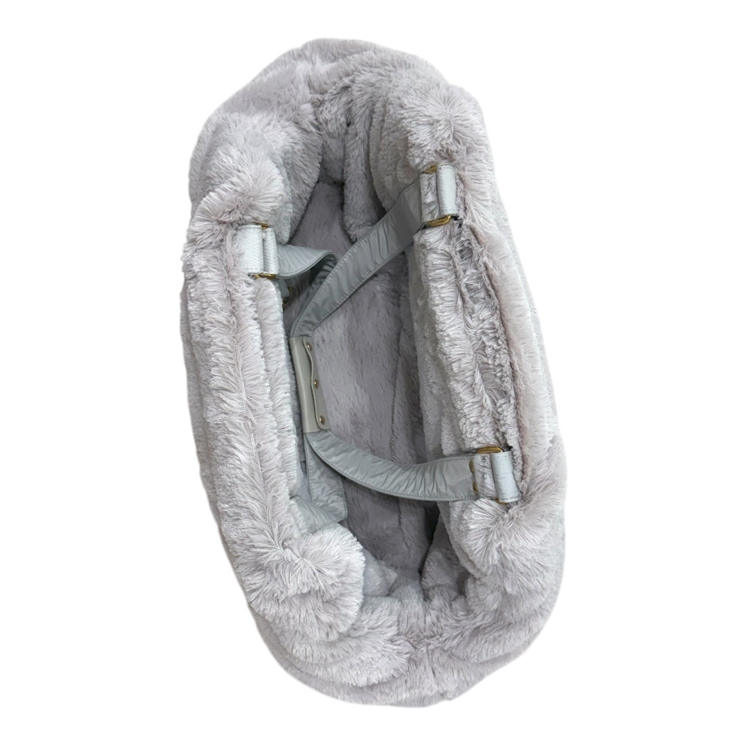 Bolsa de Passeio Modelo Venêto – Cor Prata – Tam M – Acompanha Manta Térmica Cor Prata